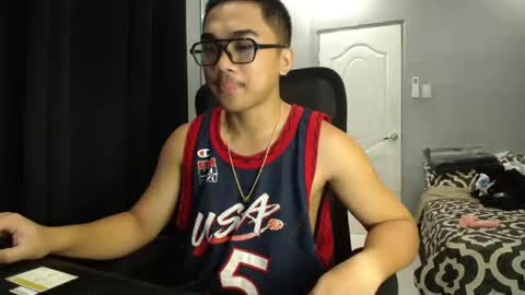 Snapshot of pinoyadriannexxx chatting on October 2025 02:10:01 AM Adrianne online show from October 2025 02:10:01 AM