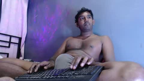 rayvienn online show from June 2026 10:25:02 AM