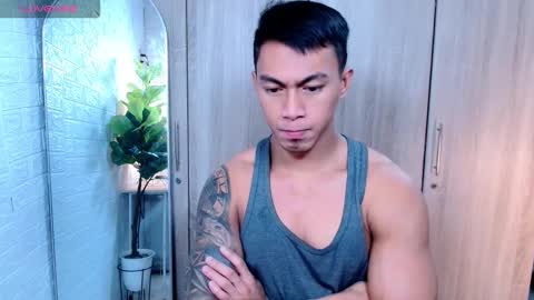 ethan online show from December 2025 07:20:02 PM