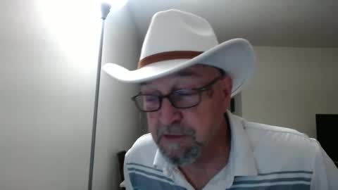 Snapshot of pipewizard chatting on January 2025 11:40:02 PM pipewizard online show from January 2025 11:40:02 PM