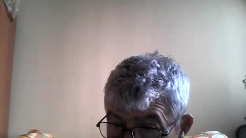 Snapshot of pipi2704 chatting on August 2026 10:42:01 AM pipi2704 online show from August 2026 10:42:01 AM