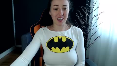 Snapshot of piscesgirl06 chatting on January 2025 09:35:01 AM piscesgirl06 online show from January 2025 09:35:01 AM