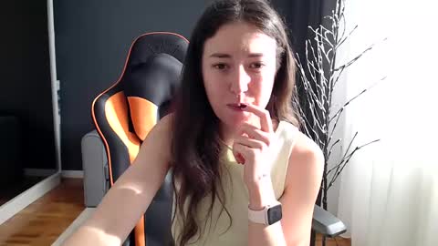 Snapshot of piscesgirl06 chatting on January 2025 08:57:02 AM piscesgirl06 online show from January 2025 08:57:02 AM