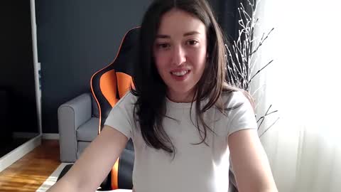 Snapshot of piscesgirl06 chatting on February 2025 09:50:02 AM piscesgirl06 online show from February 2025 09:50:02 AM