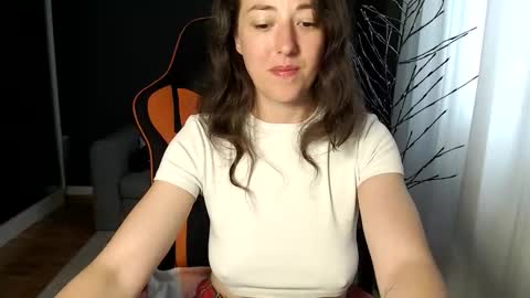 Snapshot of piscesgirl06 chatting on September 2025 05:18:02 AM piscesgirl06 online show from September 2025 05:18:02 AM