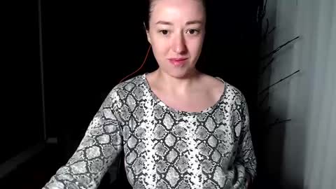 Snapshot of piscesgirl06 chatting on October 2025 03:59:02 AM piscesgirl06 online show from October 2025 03:59:02 AM