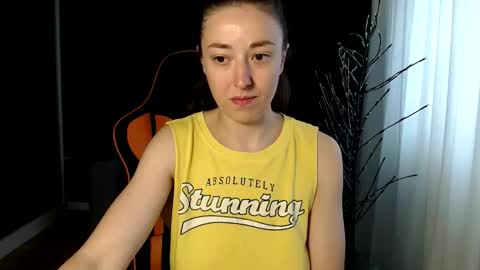 Snapshot of piscesgirl06 chatting on October 2025 04:56:02 AM piscesgirl06 online show from October 2025 04:56:02 AM