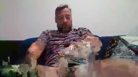 Snapshot of pislezg1 chatting on October 2025 10:53:02 PM pislezg1 online show from October 2025 10:53:02 PM