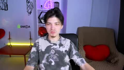 Snapshot of pit_wetty chatting on December 2025 06:51:01 AM Pitt online show from December 2025 06:51:01 AM