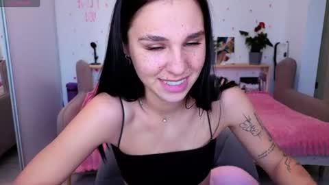Molly online show from July 2026 04:19:01 AM