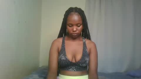 Snapshot of pixie_roman chatting on December 2024 12:08:02 PM Majesty online show from December 2024 12:08:02 PM