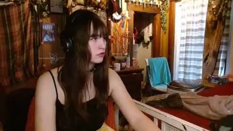 Izzy online show from April 2026 01:31:01 PM