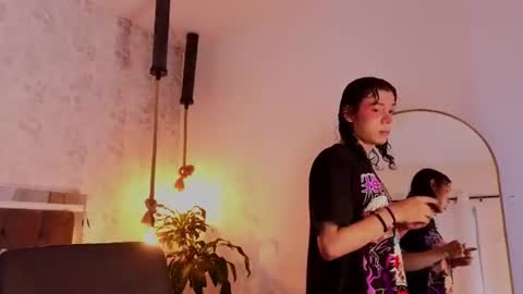 cris online show from June 2026 04:42:01 PM