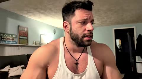 pizza_biceps online show from May 2026 04:30:01 AM