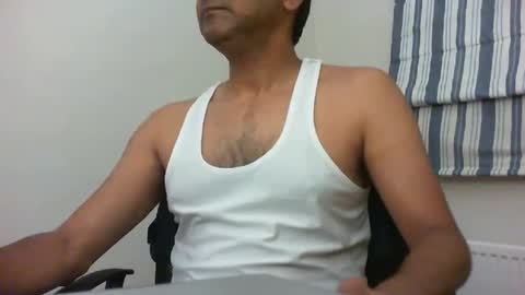 Snapshot of platino3026 chatting on October 2025 11:24:02 PM platino3026 online show from October 2025 11:24:02 PM