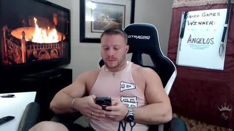 Snapshot of player2pawns chatting on January 2025 01:42:01 AM Player online show from January 2025 01:42:01 AM