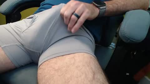 playful_hon online show from August 2026 04:22:01 PM