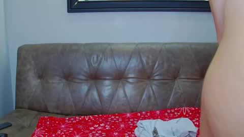 Snapshot of playful_hottiex chatting on February 2025 01:19:02 PM Hottie online show from February 2025 01:19:02 PM