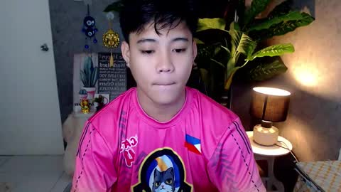 Snapshot of playful_kenzo chatting on January 2025 12:04:02 PM Kenzo online show from January 2025 12:04:02 PM