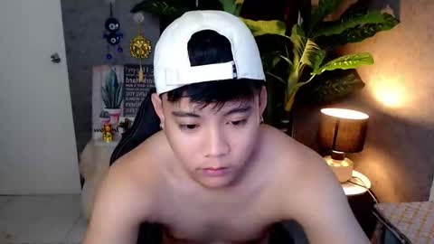 Snapshot of playful_kenzo chatting on January 2025 03:18:02 PM Kenzo online show from January 2025 03:18:02 PM