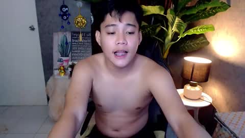 Snapshot of playful_kenzo chatting on January 2025 04:28:02 PM Kenzo online show from January 2025 04:28:02 PM