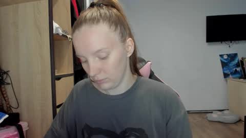 Snapshot of playful_mary chatting on October 2025 12:11:01 PM Masha online show from October 2025 12:11:01 PM