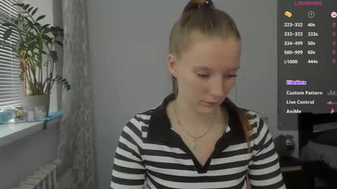 Snapshot of playful_mary chatting on November 2025 12:38:01 PM Masha online show from November 2025 12:38:01 PM