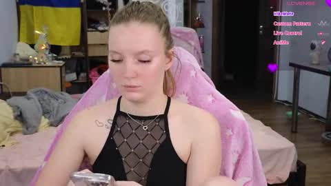 Snapshot of playful_mary chatting on February 2026 06:20:02 PM Masha online show from February 2026 06:20:02 PM