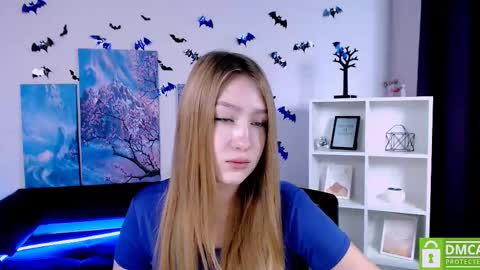 Snapshot of playful_sophie chatting on December 2024 10:49:01 AM Sophie online show from December 2024 10:49:01 AM