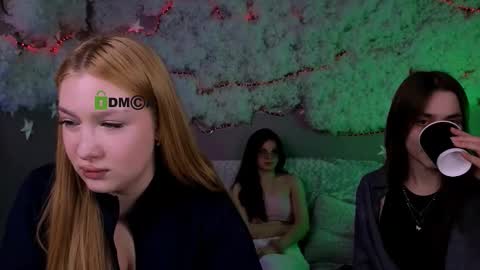 Sophie online show from March 2026 08:23:02 PM