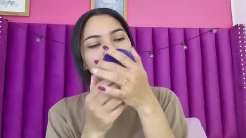 SAMARA  online show from March 2026 12:32:01 PM