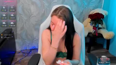 Snapshot of playfulkira chatting on March 2025 06:35:02 AM Kira online show from March 2025 06:35:02 AM