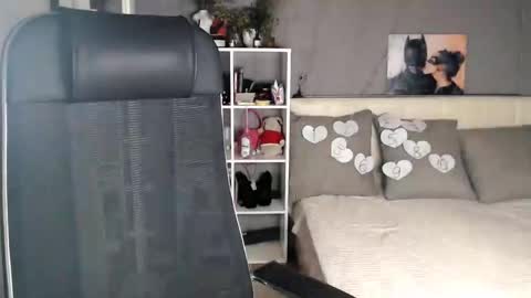 Snapshot of playfullfoxyhere chatting on September 2025 01:33:02 PM brenda online show from September 2025 01:33:02 PM