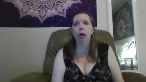 Snapshot of playfulmaryjane2017 chatting on March 2025 06:54:01 PM playfulmaryjane2017 online show from March 2025 06:54:01 PM