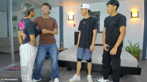   online show from November 2025 11:15:01 PM