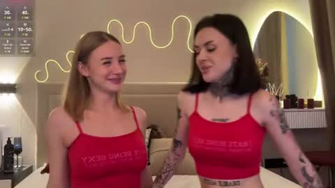 Simona and Bonnie online show from June 2026 01:21:02 PM