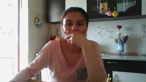 Snapshot of pleas3s_sweet chatting on March 2025 10:52:02 AM pleas3s_sweet online show from March 2025 10:52:02 AM
