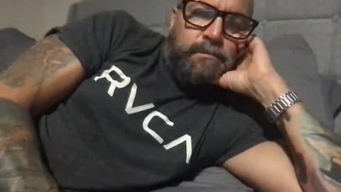 PleaseSitOnMyCock online show from May 2026 01:27:01 PM