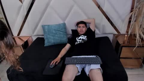 pleasure_duoo online show from October 2025 07:14:01 PM