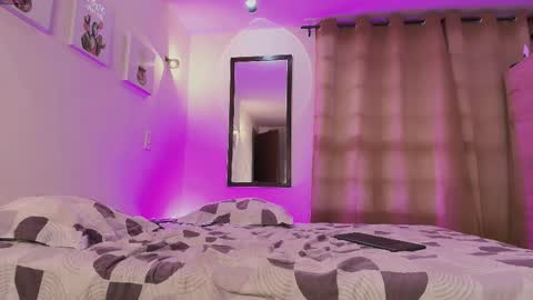 Snapshot of pleasurecompany chatting on November 2025 04:34:02 AM sergio natalie online show from November 2025 04:34:02 AM