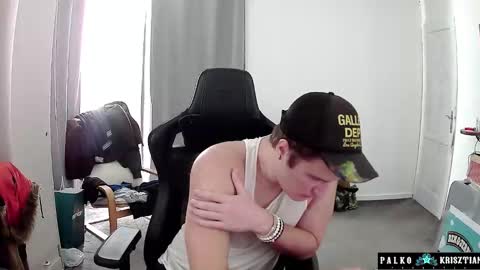 plkrisztian online show from February 2026 09:32:02 PM