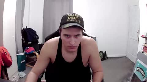 plkrisztian online show from March 2026 03:38:02 PM