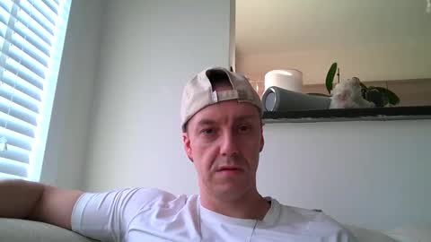 Kevin online show from November 2025 02:15:01 PM