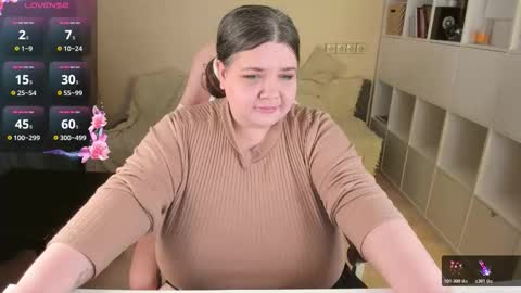 Snapshot of plum_pie__ chatting on March 2026 03:23:02 AM Alice online show from March 2026 03:23:02 AM