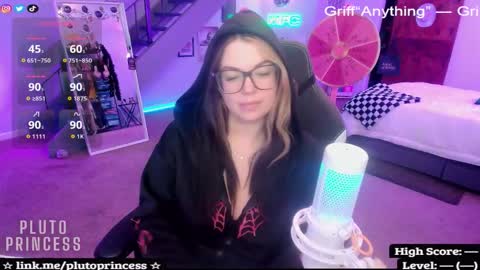 Pluto Princess online show from November 2025 03:39:01 AM