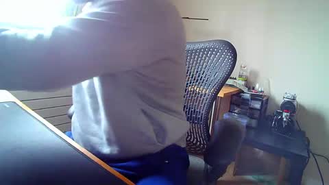 poazergg95 online show from May 2026 07:15:02 AM