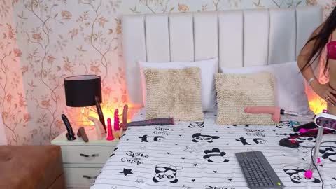 pocahontas1_bgb online show from October 2025 08:44:01 PM