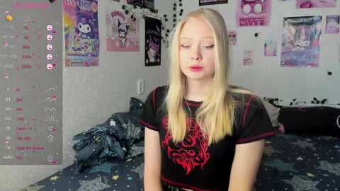Snapshot of pocet_barbie chatting on January 2025 03:33:02 AM Mary online show from January 2025 03:33:02 AM