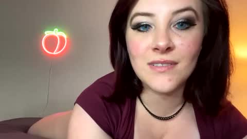 Snapshot of poisonedpeach chatting on December 2024 03:47:02 AM Jenna online show from December 2024 03:47:02 AM
