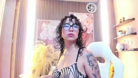 PAOLA or pola online show from September 2025 10:17:01 AM